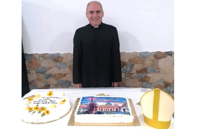 Niscemi. Mons. Luigi Roberto Cona festeggiato in città per la sua nomina di Arcivescovo Nunzio Apostolico in El Salvador 